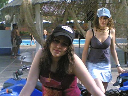 l&agrave; c mon amie souka